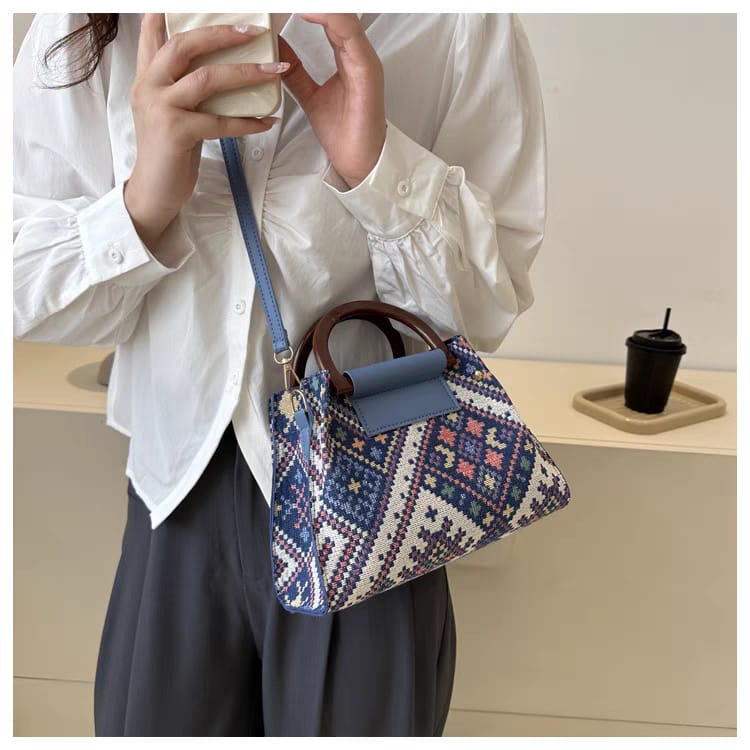 Imported Handbags – 2 Pcs Set | Elegance & Functionality Combined!