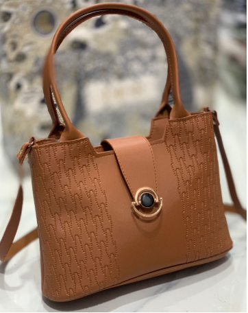 Loch Front Handbags – Elegance, Space & Durability Combined!
