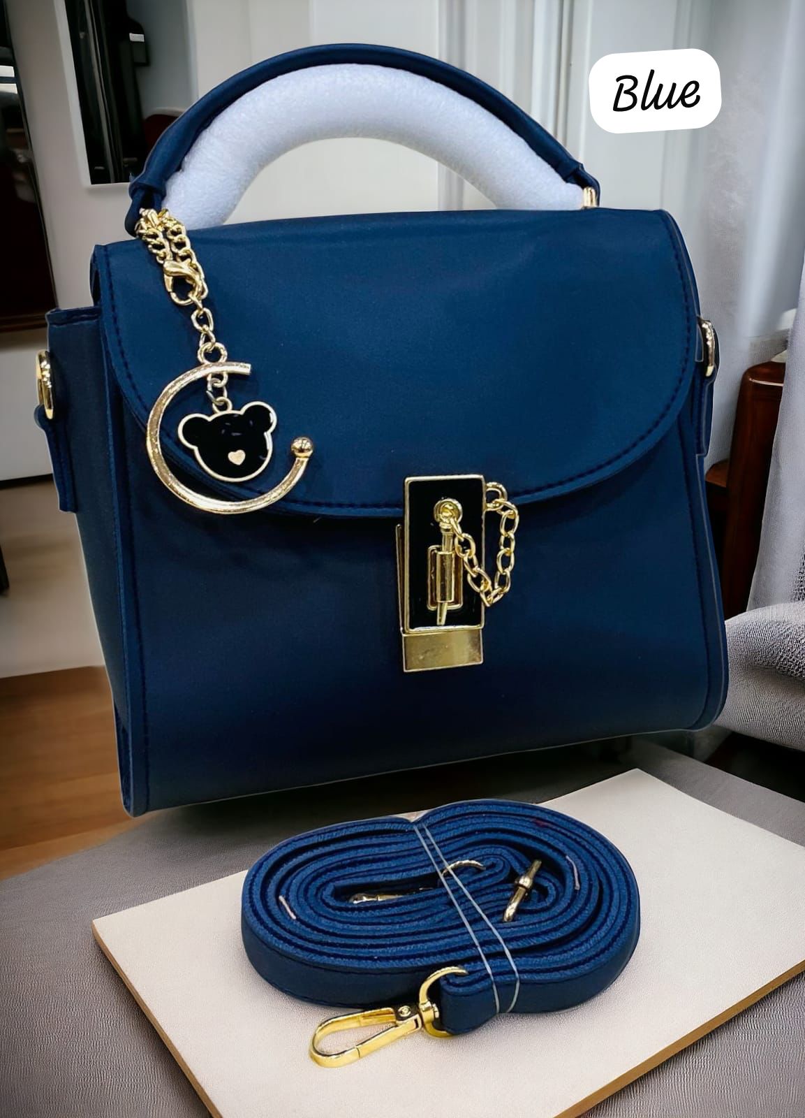 Stylish &amp; Unique Side Cross Body Bag – Effortlessly Chic &amp; Practical!